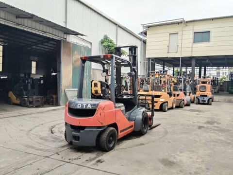 Toyota 02-8FD25/A8FD25-67674