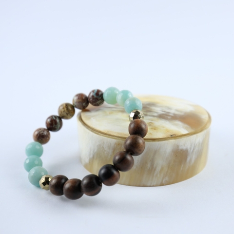 Vòng tay xâu chun đá bán quý 10mm, gỗ Tếch, điểm 2 hạt 8mm