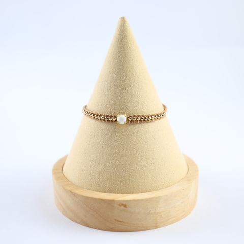 Vòng tay quấn đơn hạt 2mm trên dây dù gai và kim cương giả