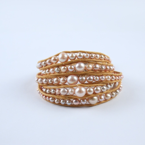 Vòng tay quấn 5 lớp hạt ngọc to nhỏ