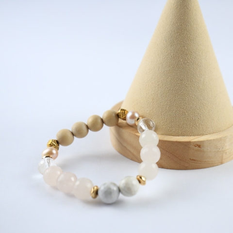 Vòng tay mix ngọc, đá, xương có charm