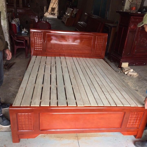 Giường ngủ gỗ xoan 1m6x2m
