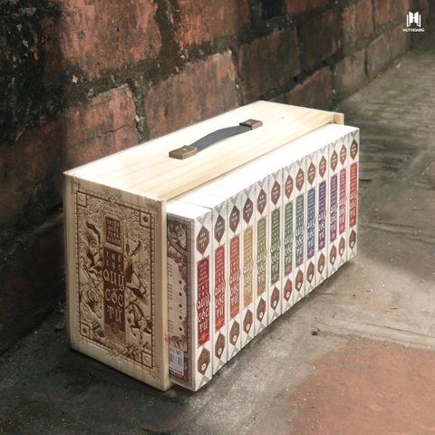 Boxset Đặc Biệt Thế Cục Quỷ Cốc Tử - Trọn bộ 13 Tập - Hộp gỗ, nắp trượt quai da - Huy Hoàng Books 3Tr868k