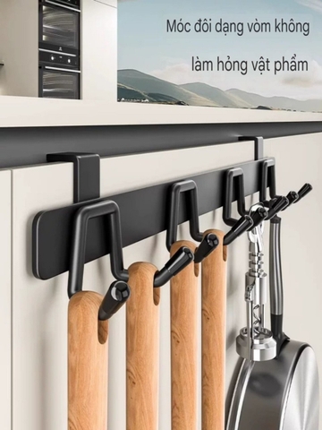 Thanh treo đồ 8 móc gắn trên cánh tủ bếp