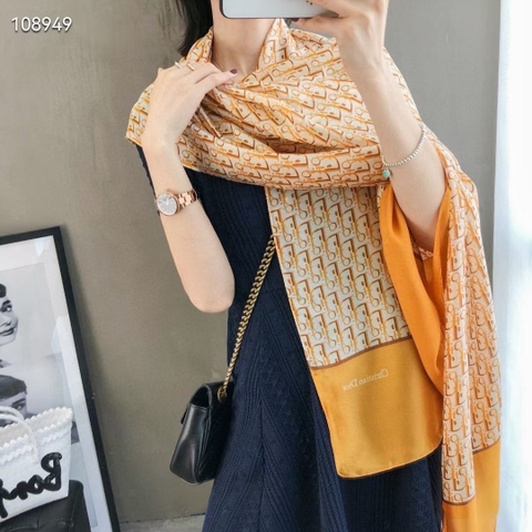 Khăn lụa hoa cao cấp LHH-004