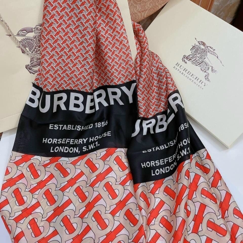 Khăn lụa hoa cao cấp LHH-017