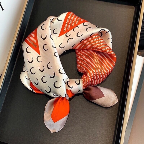 Khăn lụa vuông VT-073