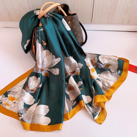 Khăn lụa hoa LH-045