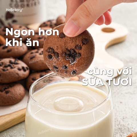 almond cookie ngon hơn khi ăn với sữa tươi