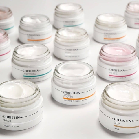 REVIEW MỸ PHẨM CHRISTINA