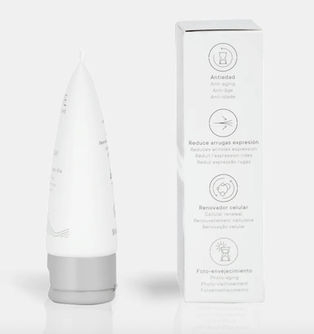 Atache Vital Age Wrinkle Attack Day: Kem Dưỡng Ban Ngày Chống Nhăn, Nâng Cơ & Trẻ Hóa Da Toàn Diện