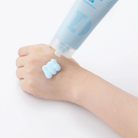 DR.DIFFERENT HYALURON COOL SOOTHING CREAM / KEM DƯỠNG ẨM VÀ LÀM DỊU DA TỨC THÌ 