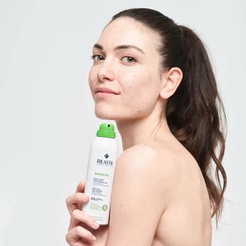 RILASTIL ACNESTIL BODY SPRAY: Xịt Cơ Thể Đặc Trị Mụn, Thâm & Không Đều Màu - Thanh Lọc, Làm Dịu Da