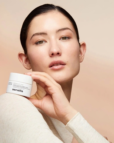 Sensilis Upgrade [AR]: Kem Dưỡng Chống Lão Hóa, Nâng Cơ Và Giảm Đỏ Tức Thì Cho Da Nhạy Cảm