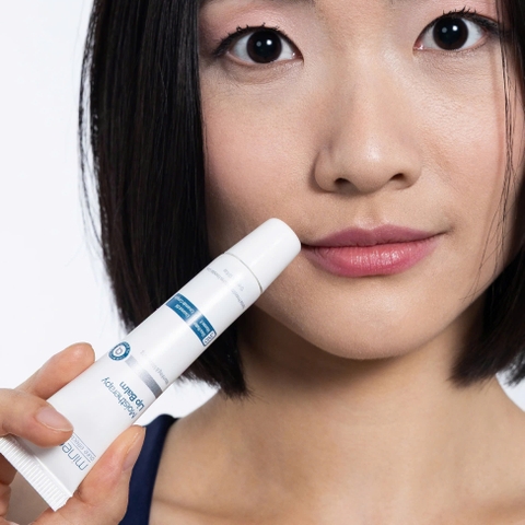 Mineaderm Moistherapy Lip Balm 15ml – Son Dưỡng Môi Cấp Ẩm Chuyên Sâu, Bảo Vệ Và Làm Mịn Môi