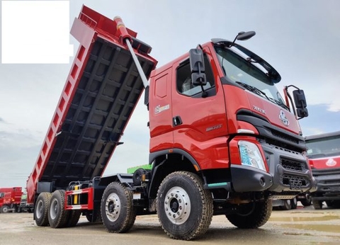 XE BEN CHENGLONG H7 8x4 385HP - THÙNG VUÔNG