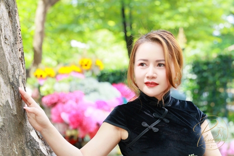 Ký Ức Tuổi Thơ Của Cô Gái "Trán Su Hào" Ở Vùng Đất Ngọc