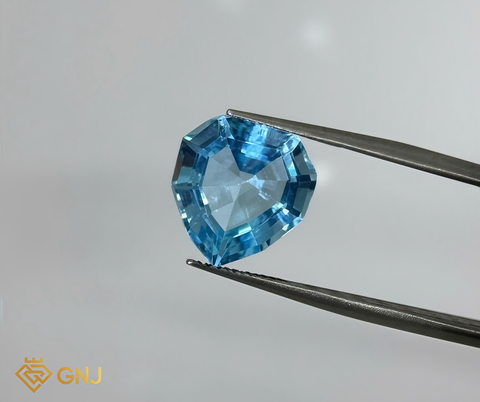 Đá Topaz Xanh Tự Nhiên 8.45ct - GNJ