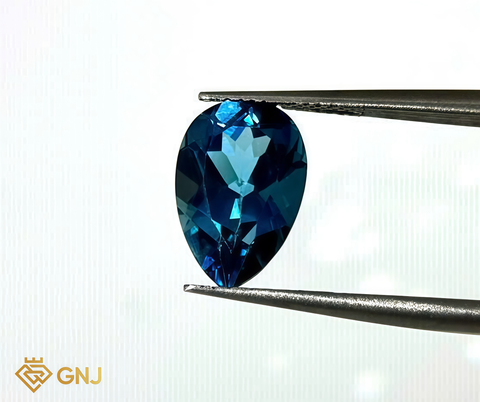 Đá Topaz Xanh Tự Nhiên 4.25ct - GNJ