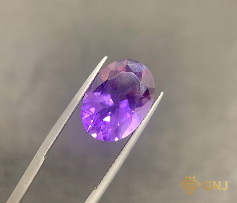 Đá Amethyst Tự Nhiên 10.8ct — Facet - GNJ