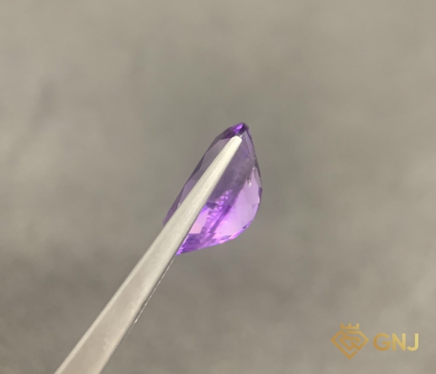 Đá Amethyst Tự Nhiên 10.8ct — Facet - GNJ