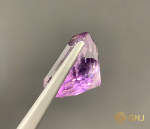 Amethyst Tự Nhiên Tím 8.7ct - Facet - GNJ