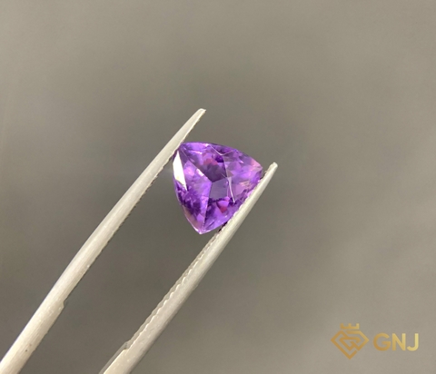 Amethyst Tự Nhiên Tím Nhạt 1.6ct - Facet - GNJ