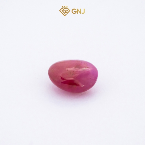 Viên đá ruby đỏ huyết tự nhiên