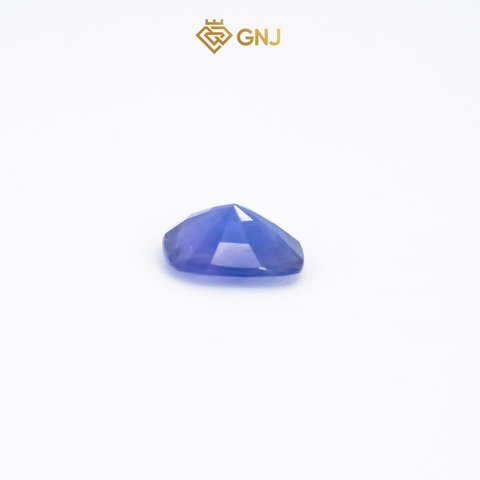 Viên đá sapphire tự nhiên