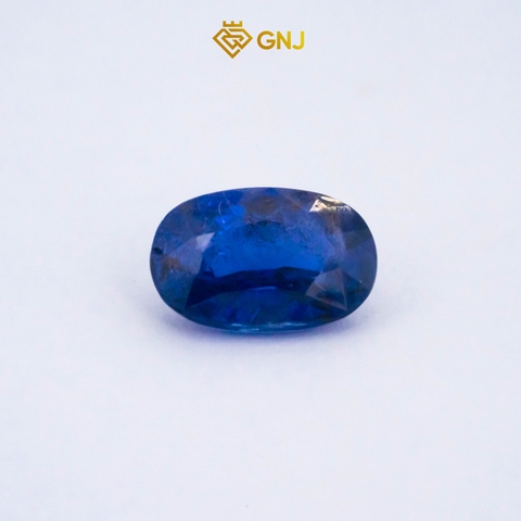Viên đá sapphire tự nhiên