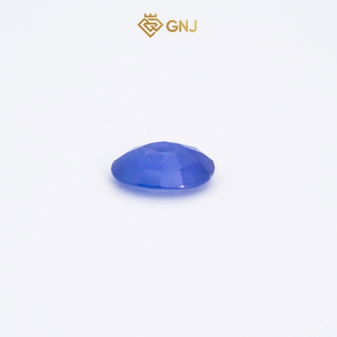 Viên đá sapphire tự nhiên