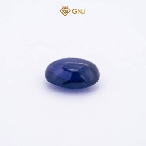 Viên đá sapphire tự nhiên