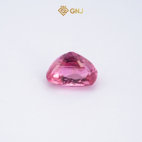 Viên đá spinel Hồng tự nhiên Lục Yên
