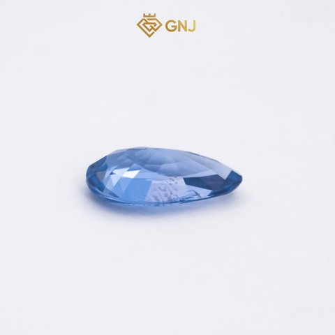 Viên đá spinel Xanh tự nhiên