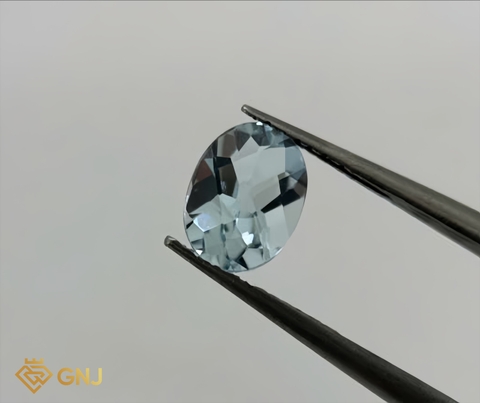 Đá Topaz Xanh Tự Nhiên 1.5ct - GNJ