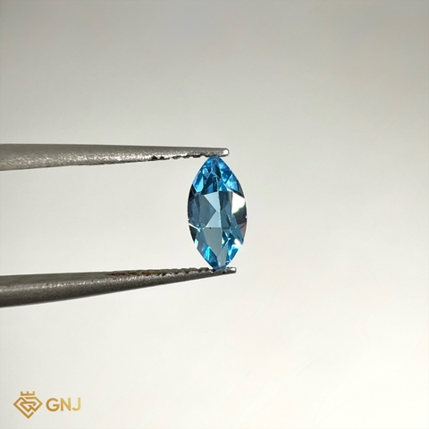 Đá Topaz Xanh Tự Nhiên Xanh Dương 0.7ct - GNJ