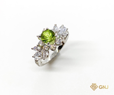 Nhẫn vàng 10k đính đá Peridot thiên nhiên 3D