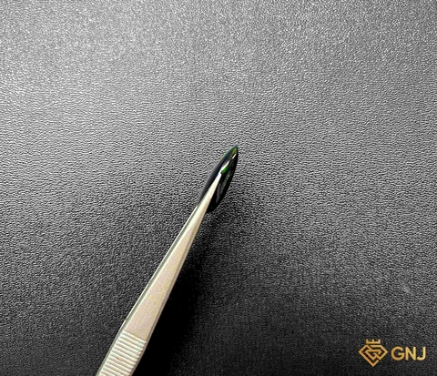 Viên đá Opal tự nhiên