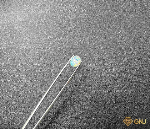 Viên đá Opal tự nhiên