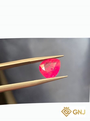 ĐÁ RUBY THIÊN NHIÊN ÉP VỈ HẠNH PHÚC