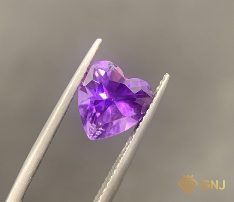 Amethyst Tự Nhiên Tím 2.6ct - Facet - GNJ