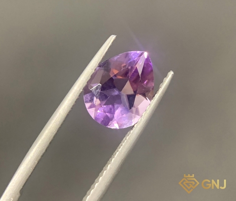 Amethyst Tự Nhiên Tím Nhạt 2.2ct - Facet - GNJ