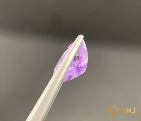 Amethyst Tự Nhiên Tím Nhạt 2ct - Facet - GNJ