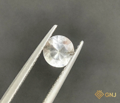 Đá Topaz Trắng Tự Nhiên 0.92ct - GNJ