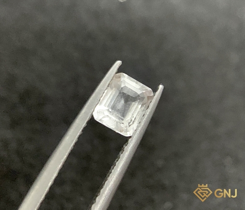 Đá Topaz Tự Nhiên Trắng 0.7ct - GNJ