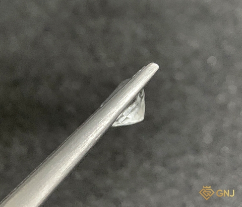 Đá Topaz Tự Nhiên Trắng 1ct - GNJ