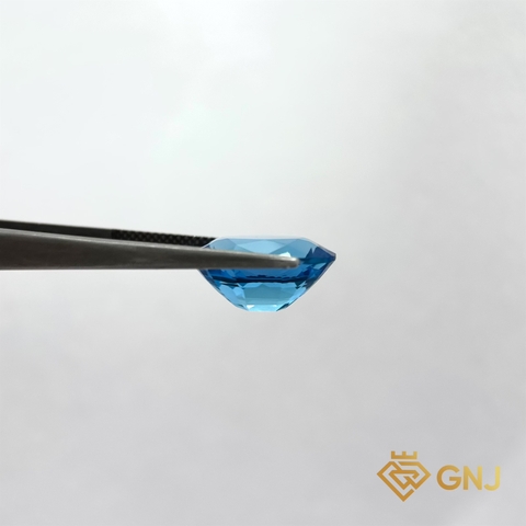 Đá Topaz Xanh Tự Nhiên 10.5ct — 15.6x11.6mm - GNJ
