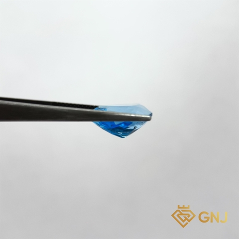 Đá Topaz Xanh Tự Nhiên 8.3ct - GNJ