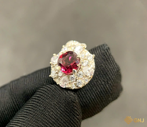 Mặt dây chuyền đính đá Garnet tự nhiên