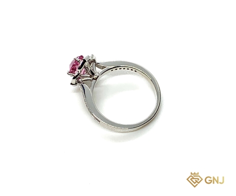 Nhẫn Vàng 10K Đá Chủ Spinel Hồng Ánh Tím - GNJ